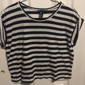 black and white striped short sleeve
